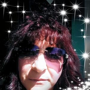 Meet your Posher, Janet